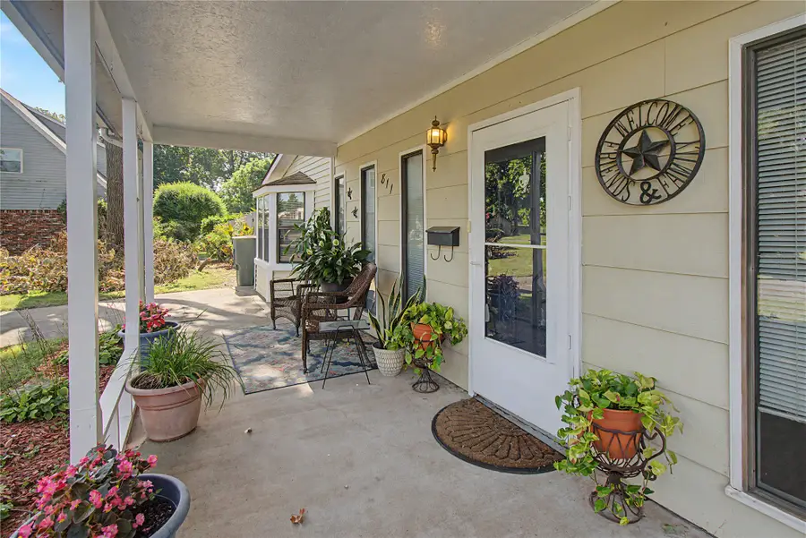 811 W Downing Street, Tahlequah, OK 74464 - #3