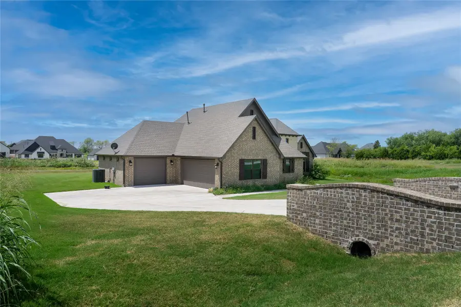 5214 E Norwood Street, Claremore, OK 74019 - #3