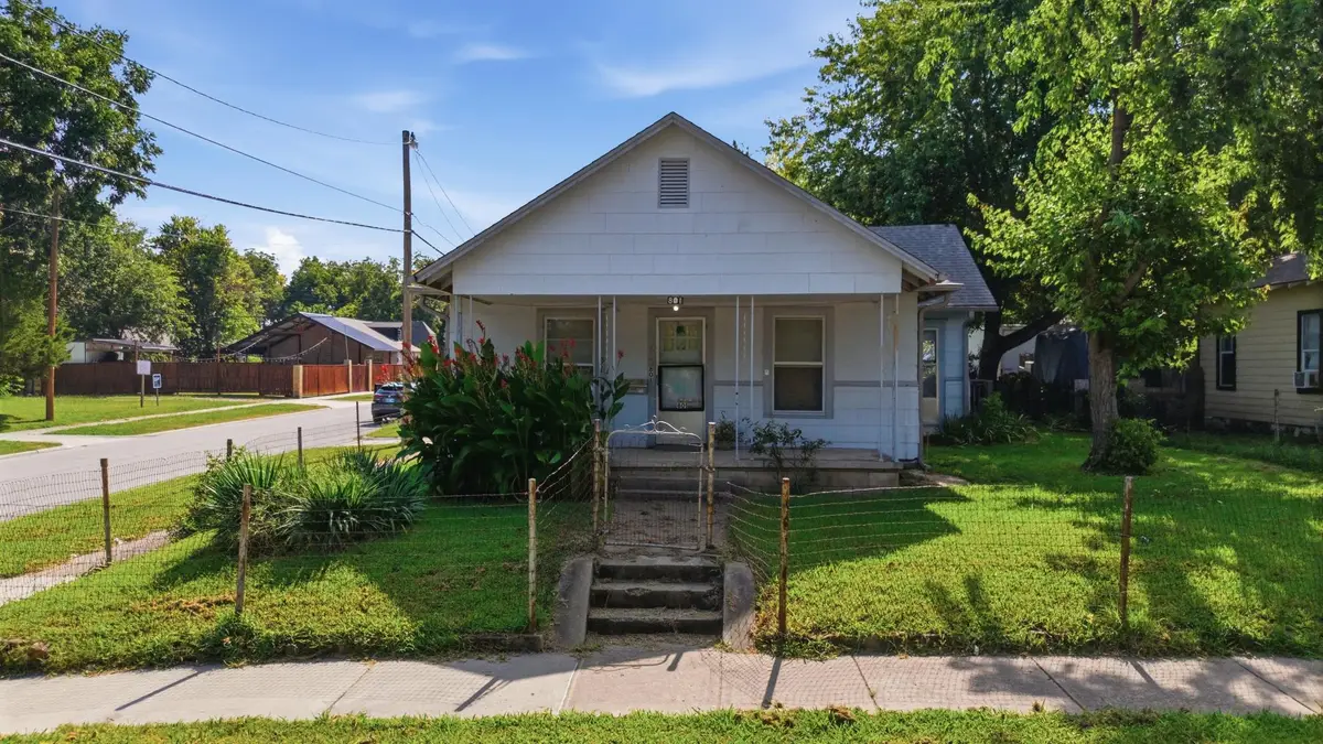 801 S St Louis Avenue, Tulsa, OK 74120 - #1