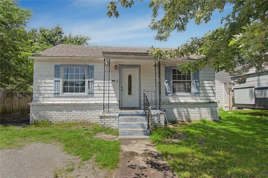 2112 Jefferson Street, Muskogee, OK 74403 - #2