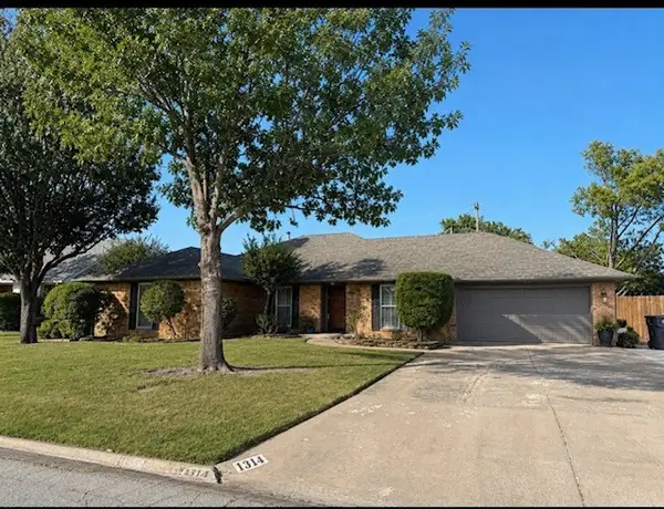 1314 Sunnylane, Ardmore, OK 73401