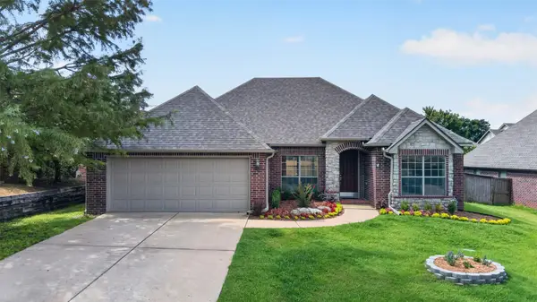 4526 141st Place S, Bixby, OK 74008