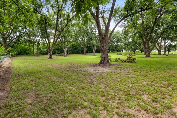 3 Orchard Street, Eufaula, OK 74432