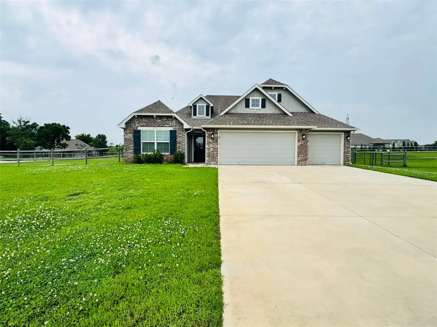 8713 N 63rd East Avenue, Owasso, OK 74055 - #2