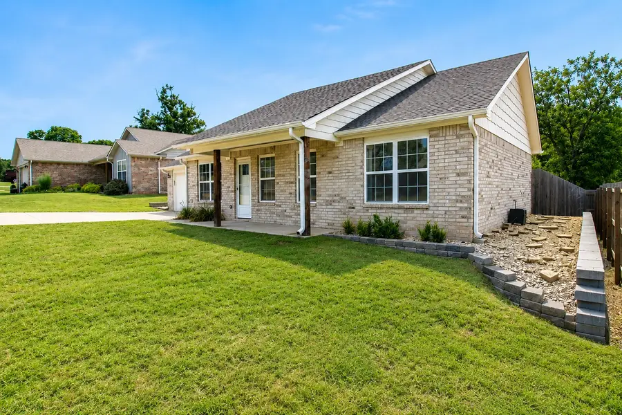 1420 N Jones Avenue, Tahlequah, OK 74464 - #3