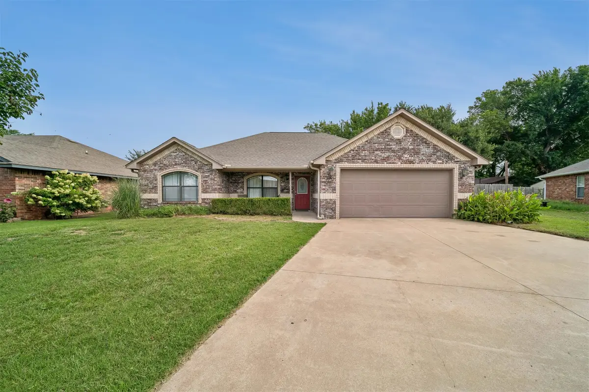 1111 Crozier St, Perkins, OK 74059 - #1