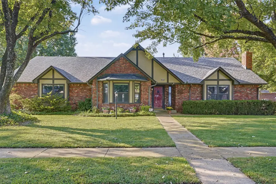 8706 E 109th Street, Tulsa, OK 74133 - #2