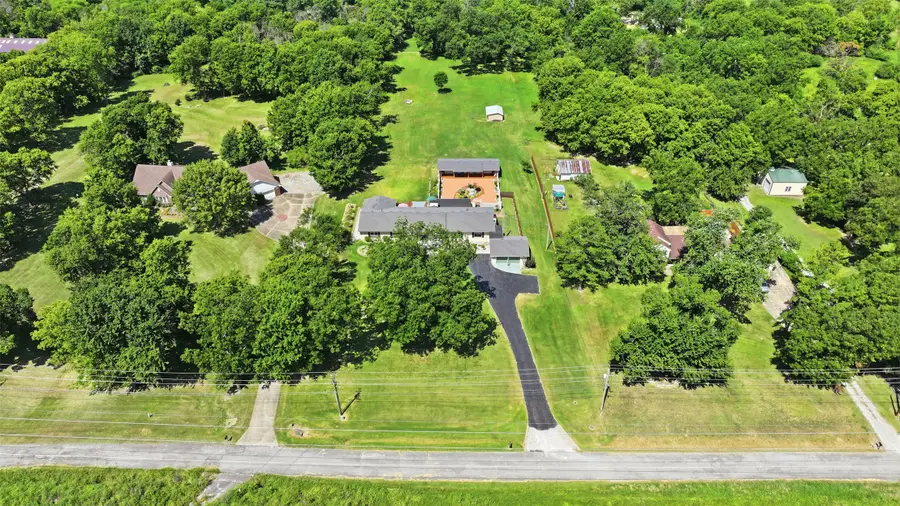 735 W Holiday Lane, Claremore, OK 74017 - #3