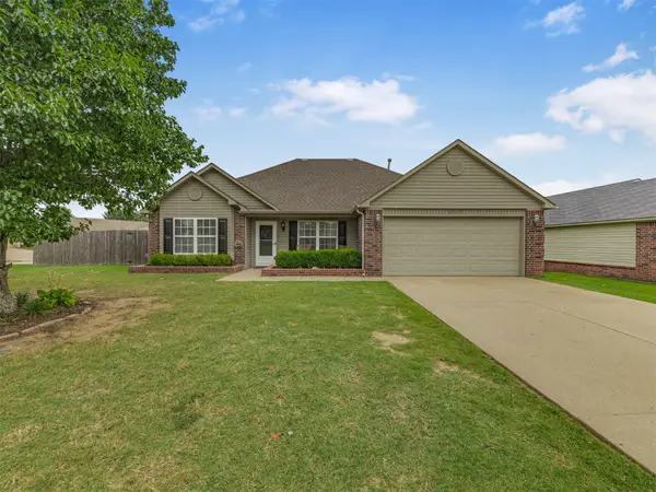 26117 E 89th Place S, Broken Arrow, OK 74014
