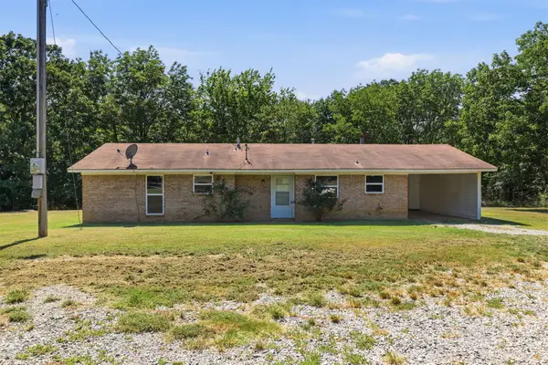 3024 Sulphur Springs, Bennington, OK 74723