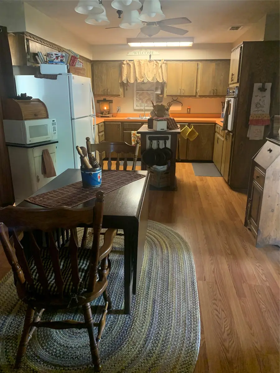 18793 Elizabeth, Madill, OK 73446 - #2
