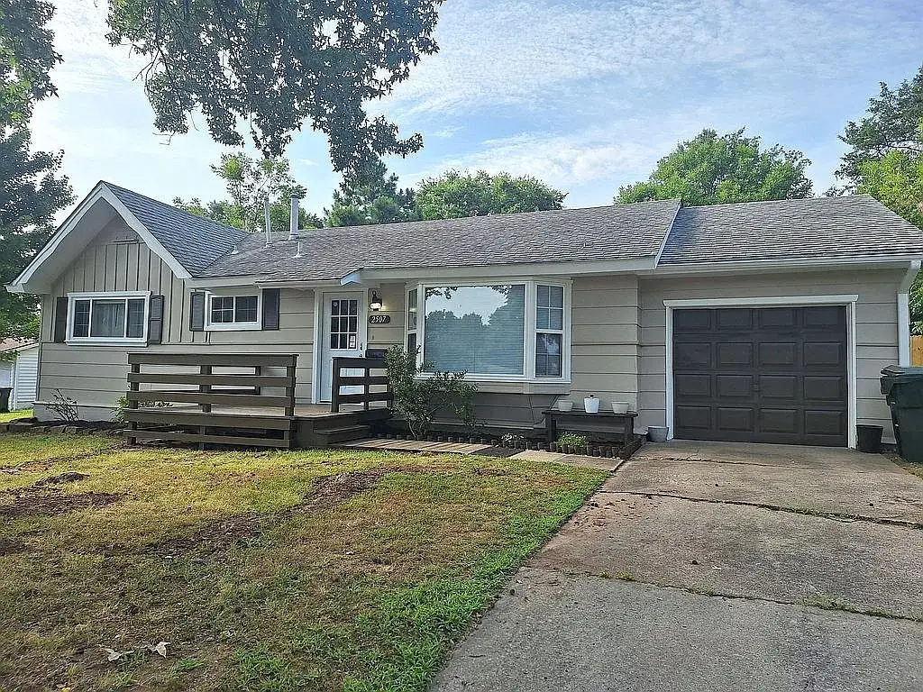 2507 Irving Street, Muskogee, OK 74403 - #1