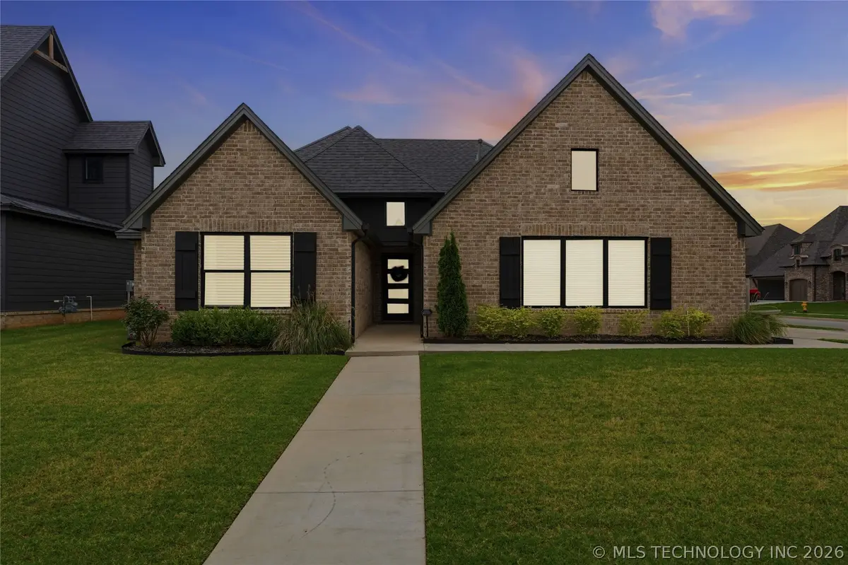 5804 E 127th Street S, Bixby, OK 74008 - #1