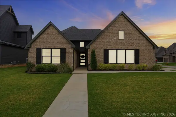 5804 E 127th Street S, Bixby, OK 74008