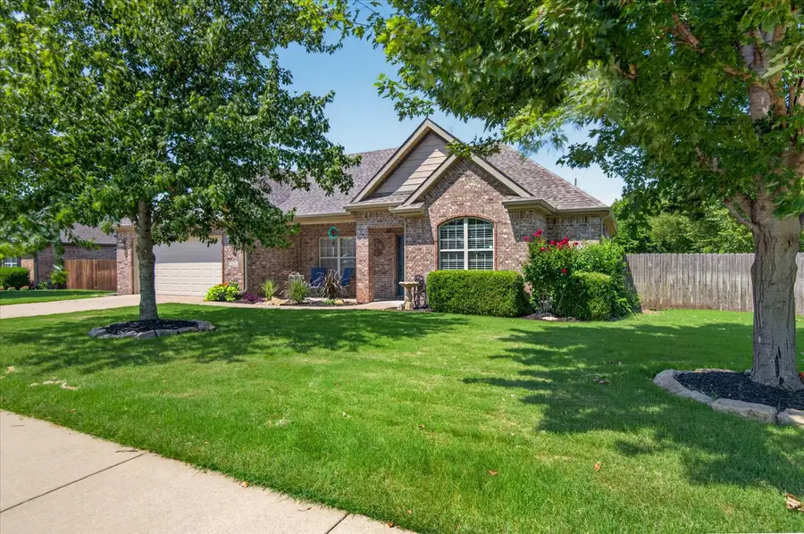 2611 Churchill Drive, Bartlesville, OK 74006 - #3