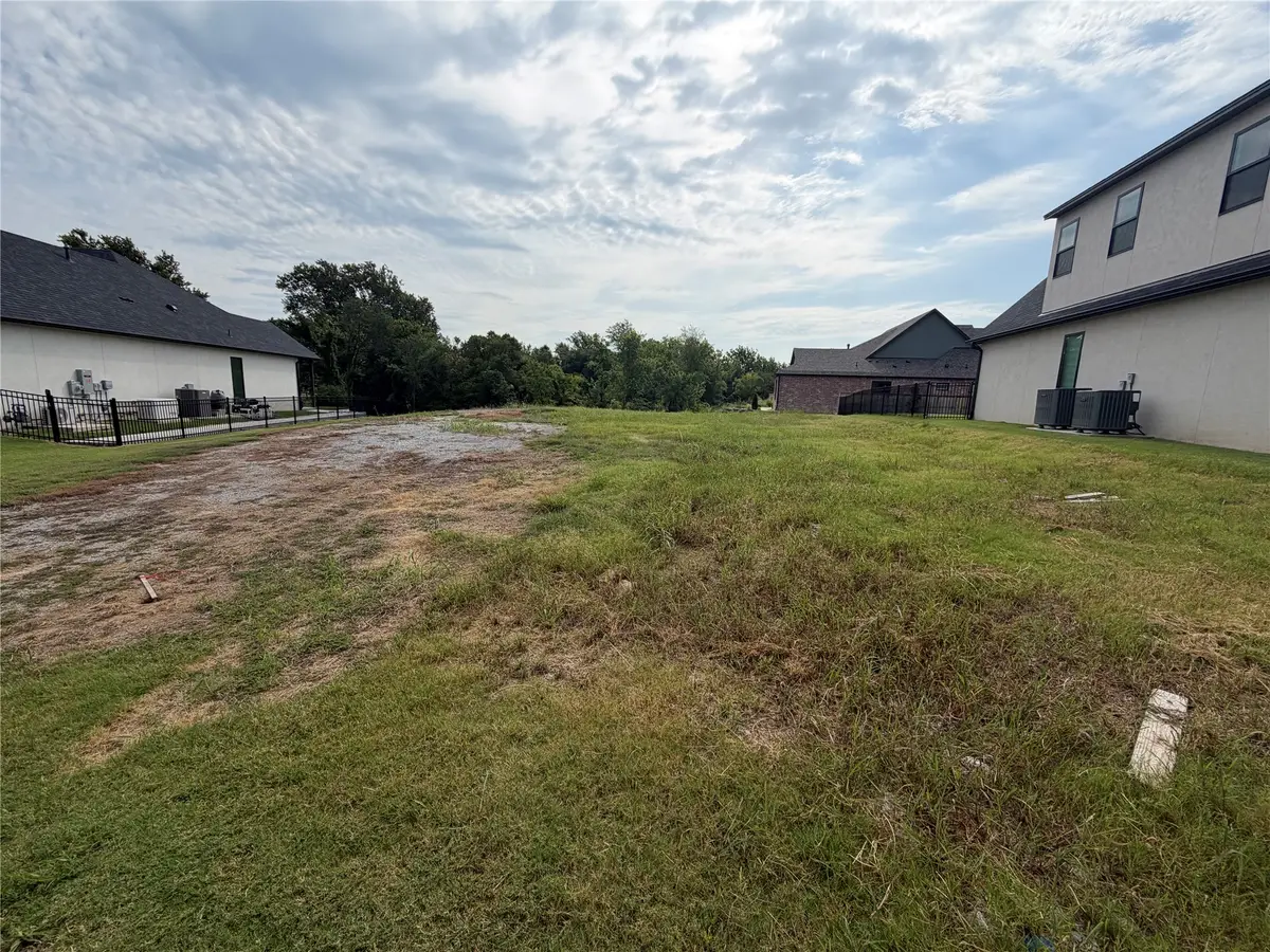 307 N 82nd Court, Broken Arrow, OK 74014 - #1