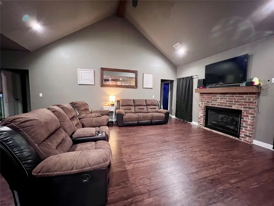 174 Crimson, Calera, OK 74730 - #2
