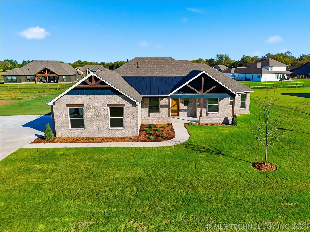 16315 E 101st Street, Owasso, OK 74055 - #1