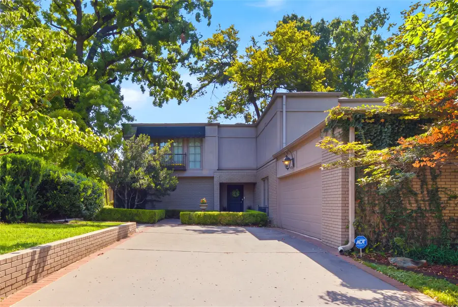3111 S Quaker Road, Tulsa, OK 74105 - #2