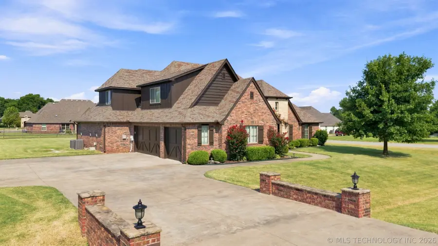 6994 N 195th East Avenue, Owasso, OK 74055 - #2