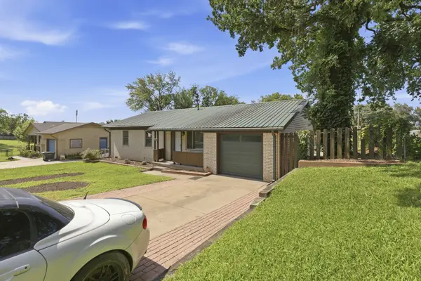1112 Forest Drive, Sand Springs, OK 74063