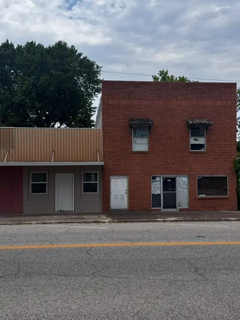 321 W Main Street, Marietta, OK 73448 - #1