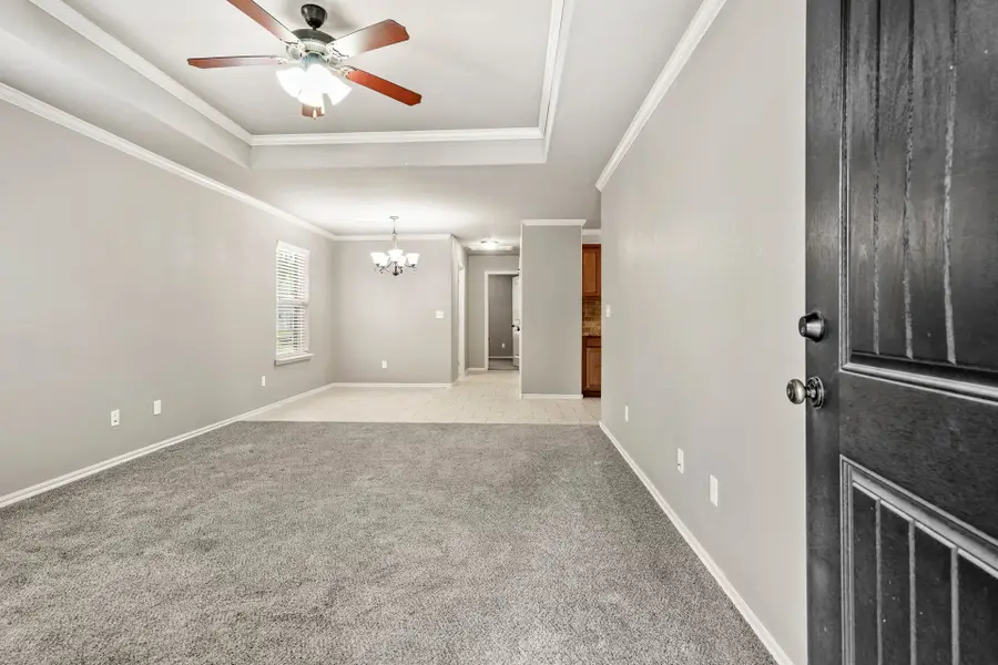 910 N Osage Avenue, Claremore, OK 74017 - #2