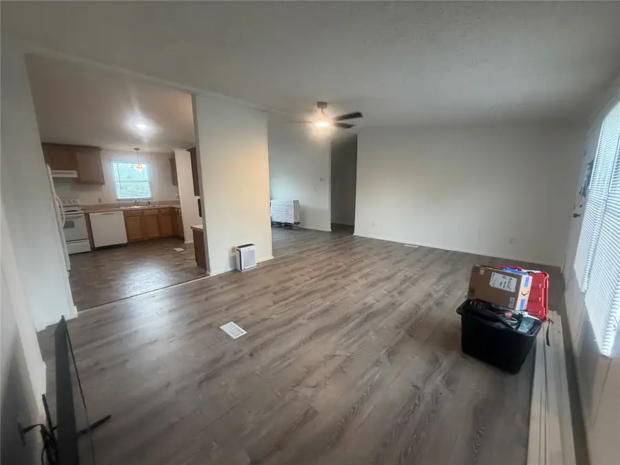 427 Spring Creek Street, Pryor, OK 74361 - #3