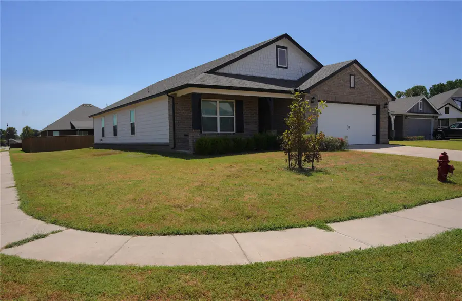 2005 W Fredericksburg Court, Broken Arrow, OK 74011 - #2