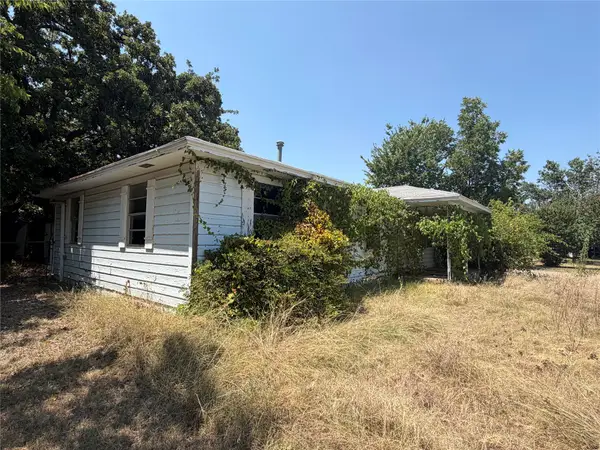 201 Mockingbird Lane, Healdton, OK 73438