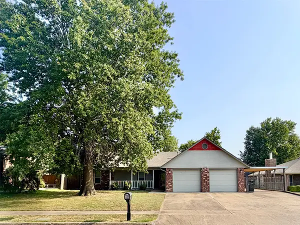12402 E 77th Street N, Owasso, OK 74055