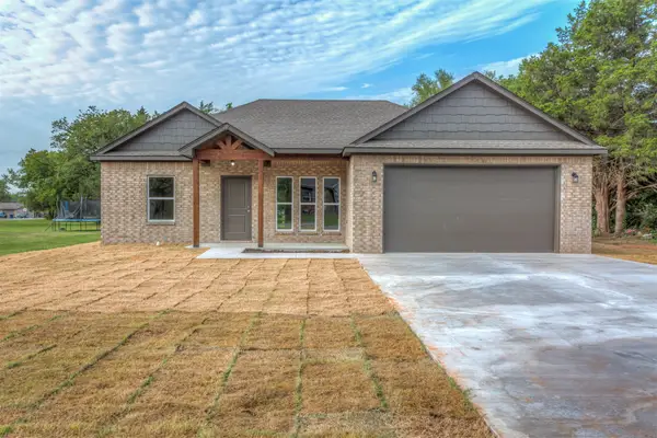 806 NE 7th Street, Wagoner, OK 74467