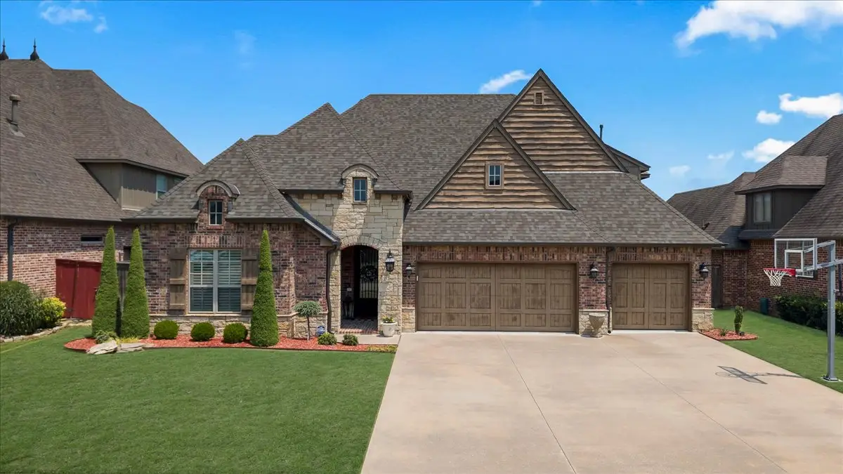 12205 S 105th Avenue E, Bixby, OK 74008 - #1