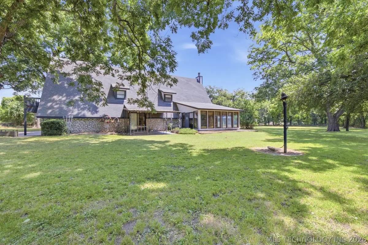800 S Moore Avenue, Claremore, OK 74017 - #1