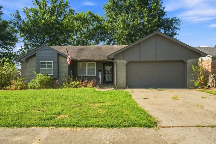1101 W 14th Place, Claremore, OK 74017 - #2