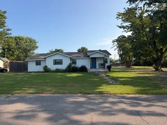 305 Mcgee, Eufaula, OK 74432 - #1