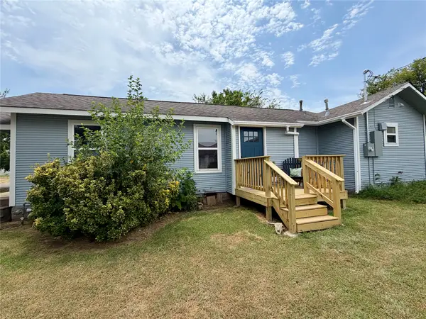 307 N Hartman Avenue, Cushing, OK 74023