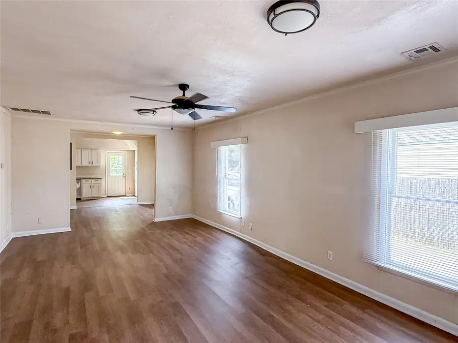 1563 S Oak Avenue, Bartlesville, OK 74003 - #3