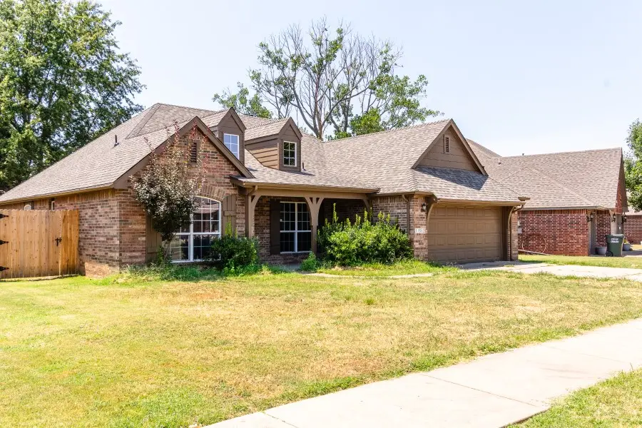 11512 E 102nd Street N, Owasso, OK 74055 - #2