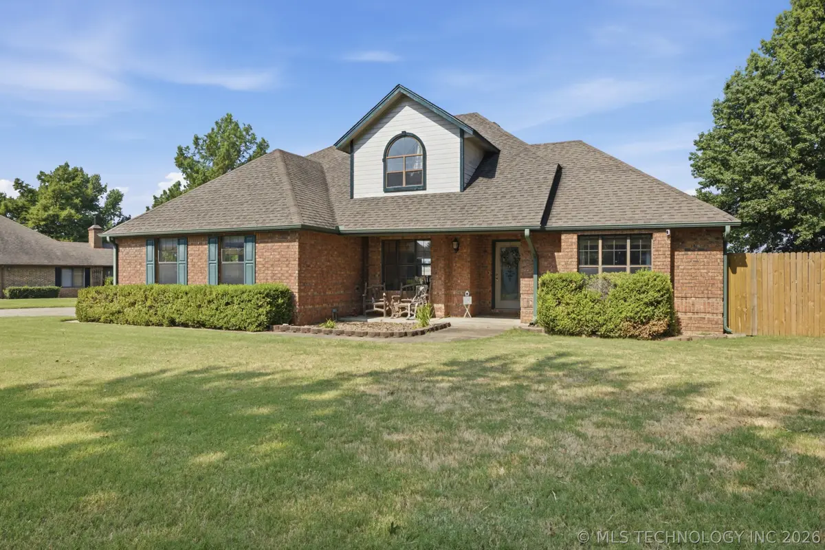 208 Heritage Court, Fort Gibson, OK 74434 - #1