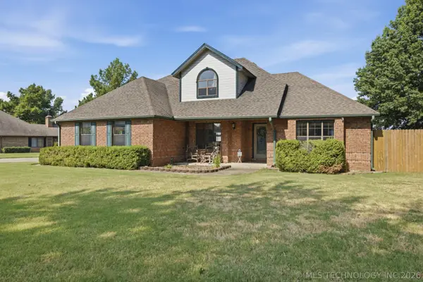 208 Heritage Court, Fort Gibson, OK 74434