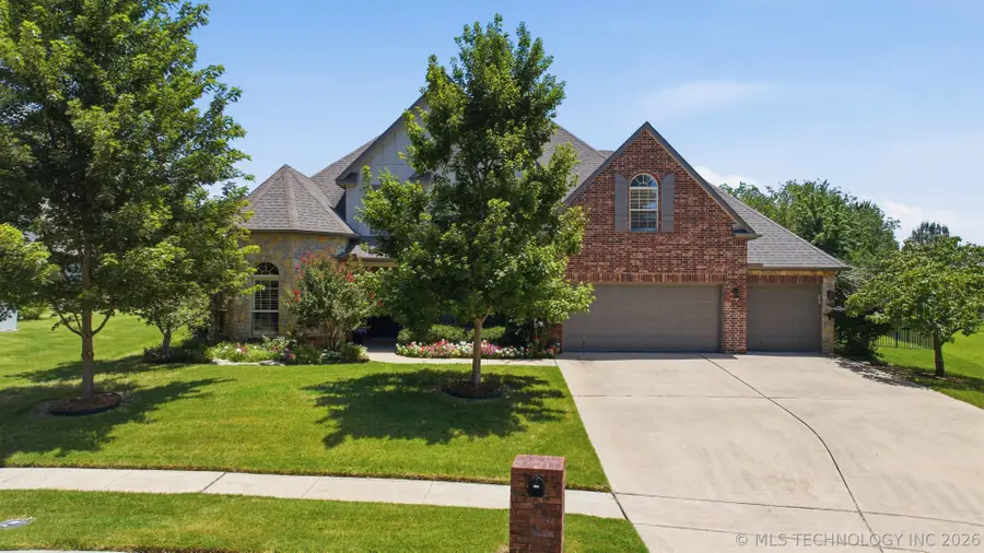 7709 E El Paso Street, Broken Arrow, OK 74014 - #2