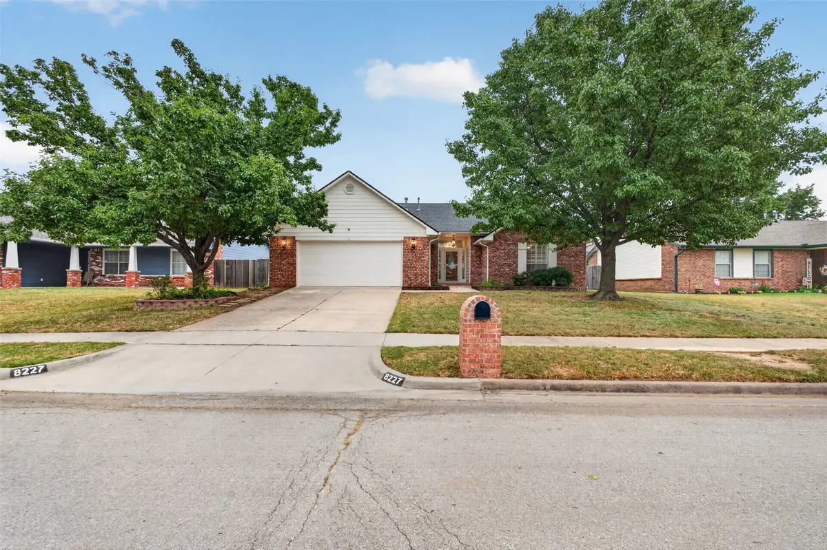8227 N 127th East Avenue, Owasso, OK 74055 - #1