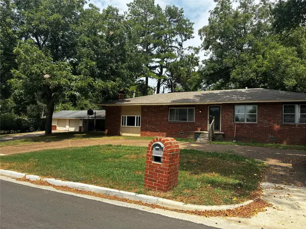 1913 White Avenue, Tahlequah, OK 74464