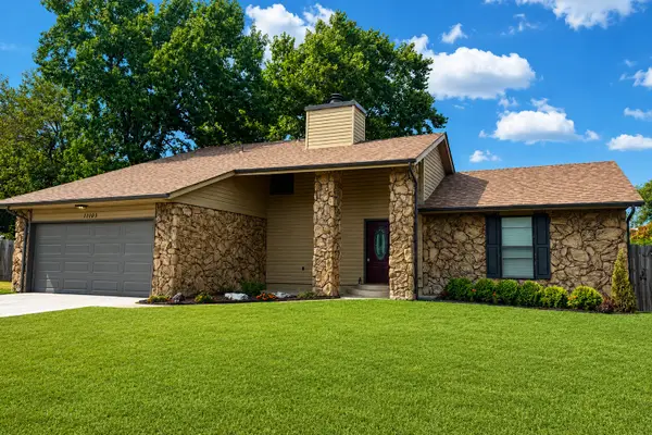 11103 E 98th Street, Owasso, OK 74055