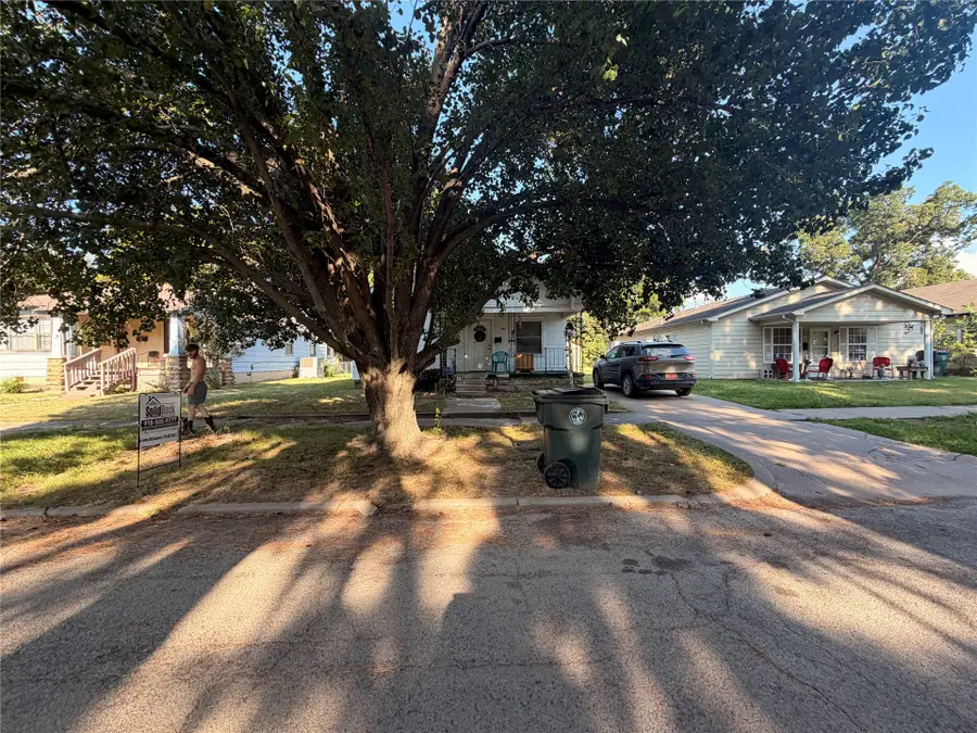 625 N Griffin Avenue, Okmulgee, OK 74447 - #3