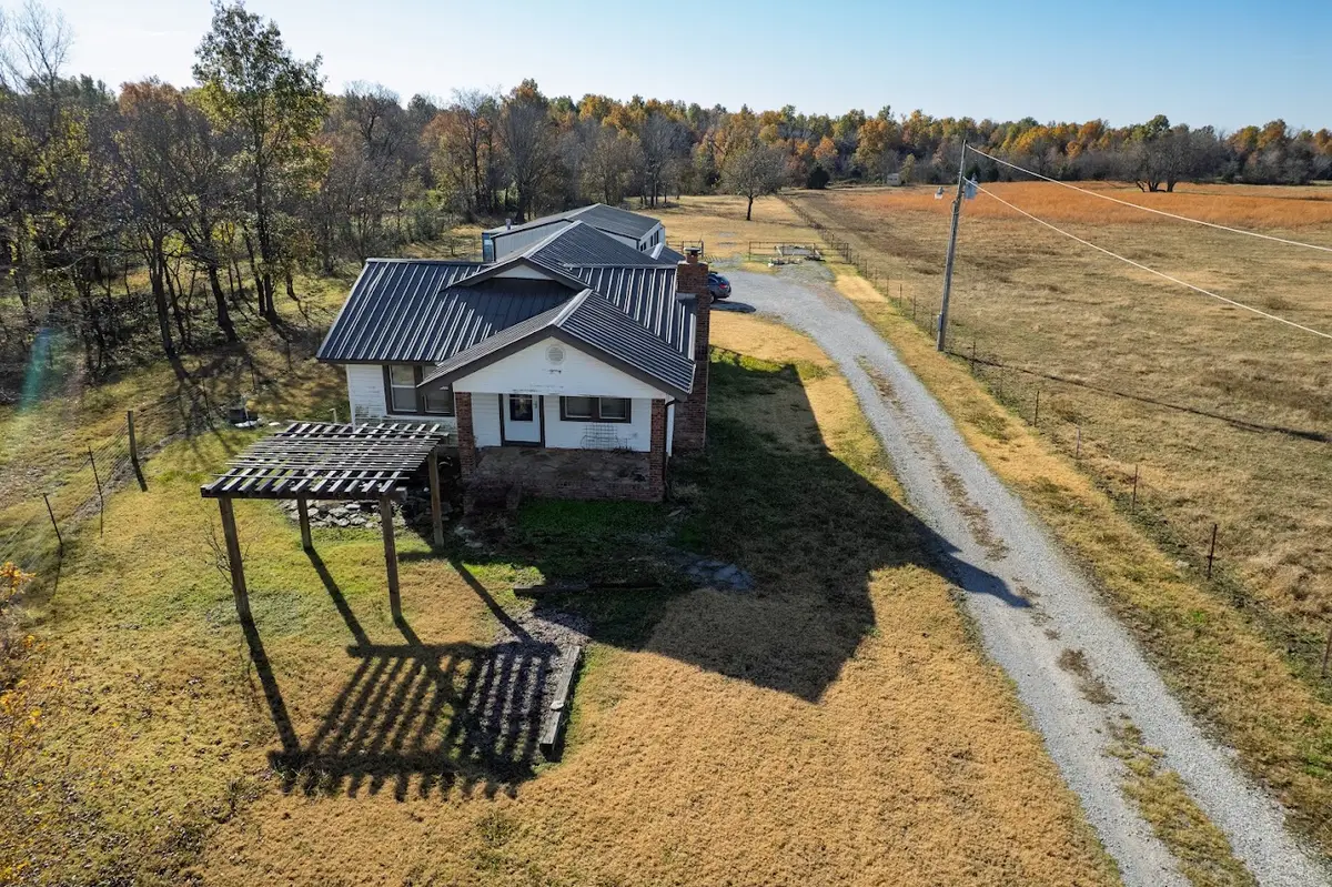 3998 E 390 Road, Oologah, OK 74053 - #1