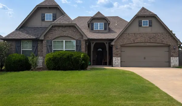 15512 E Place N, Owasso, OK 74055