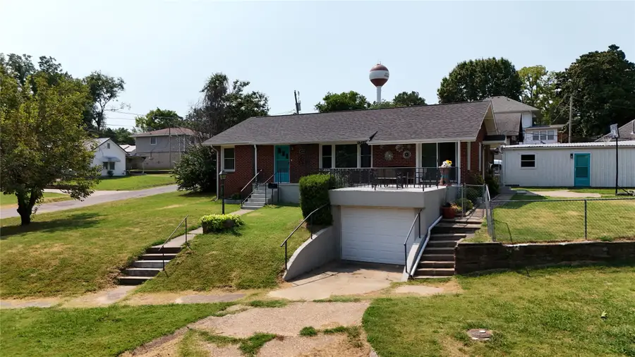 401 High Street, Eufaula, OK 74432 - #3