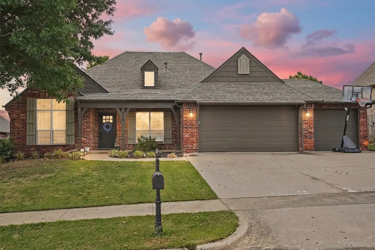7501 E Jackson Street, Broken Arrow, OK 74014 - #1